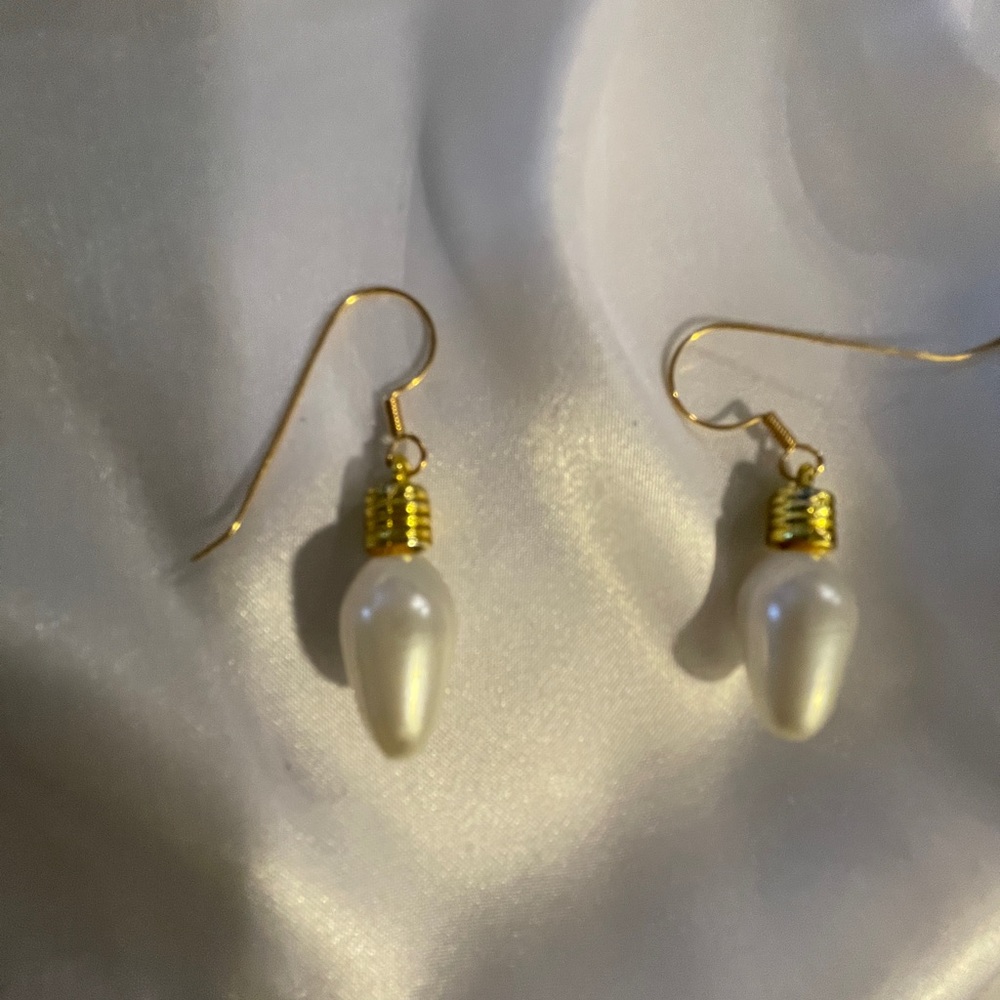 Pearlized White Christmas Tree Light Bulb Earrings